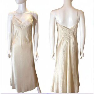 RARE! Vintage Christine & Company, Vancouver ivory pure silk, lace slip/gown, M